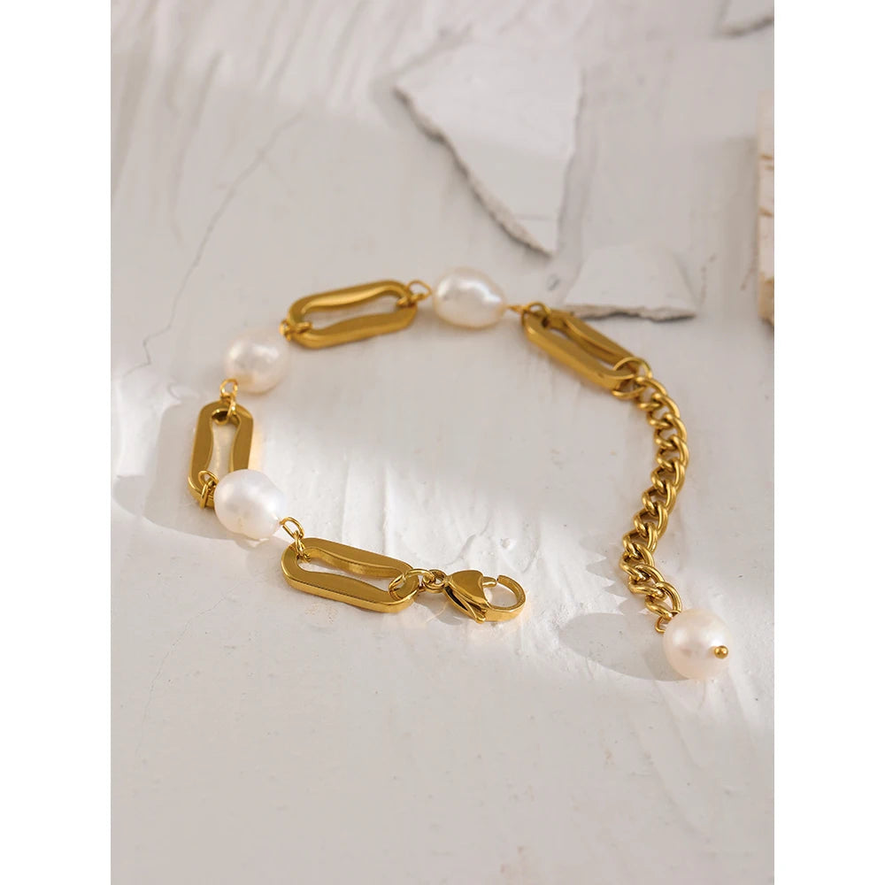 OceanGleam Pearl Bracelet