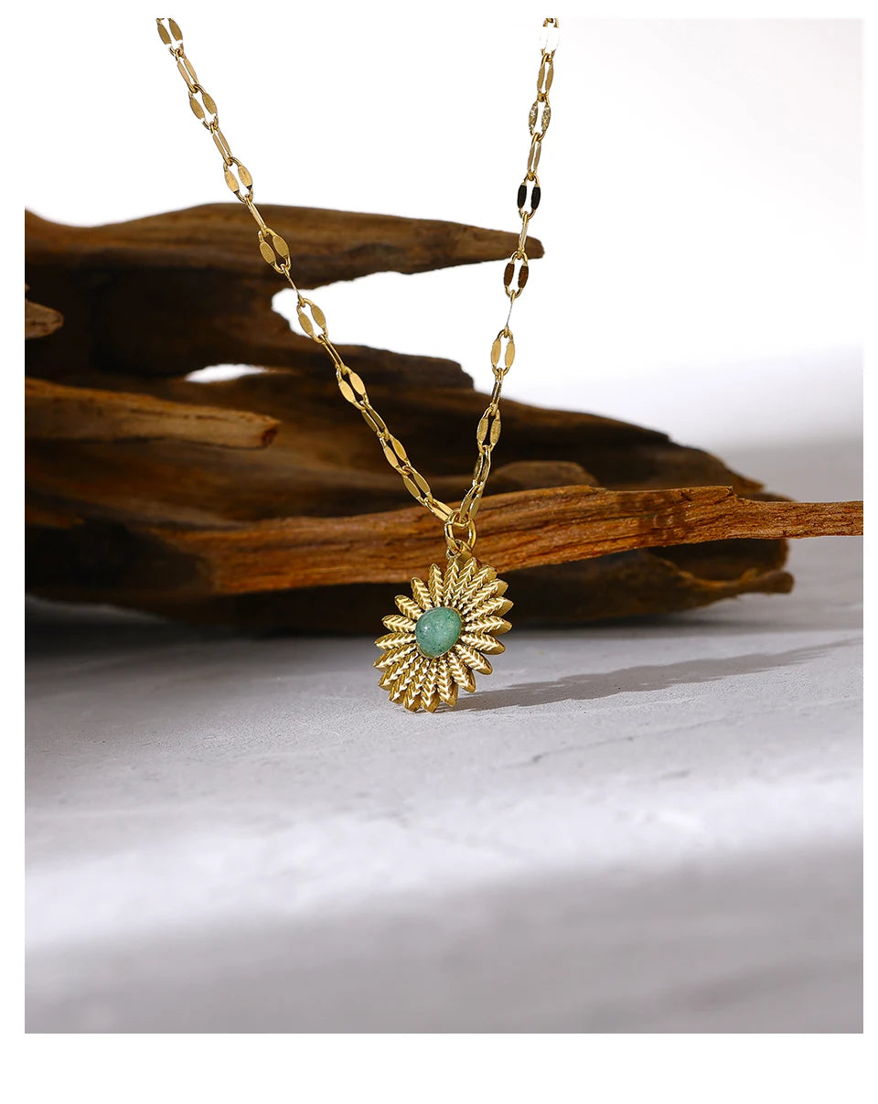 Flower Natural Stone Necklace