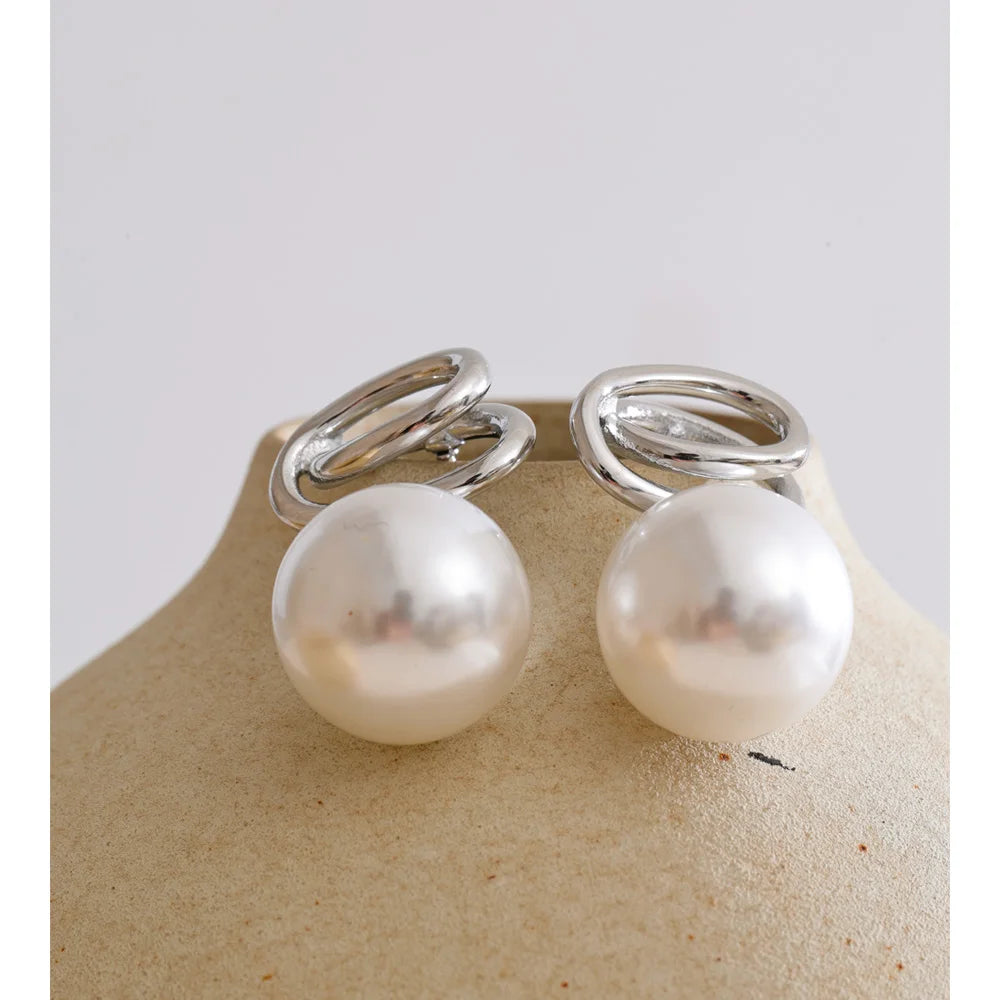 Pearl Sphere Chic Studs