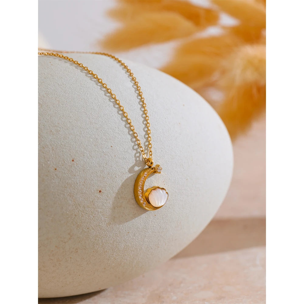 Natural Shell Moon Drop Necklace