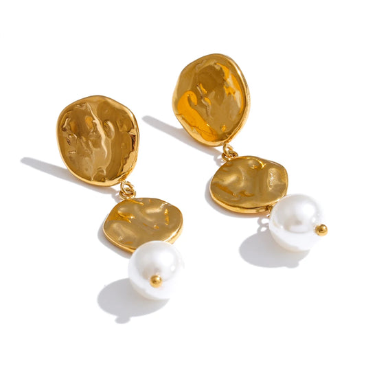 Quiet Pearl Earrings