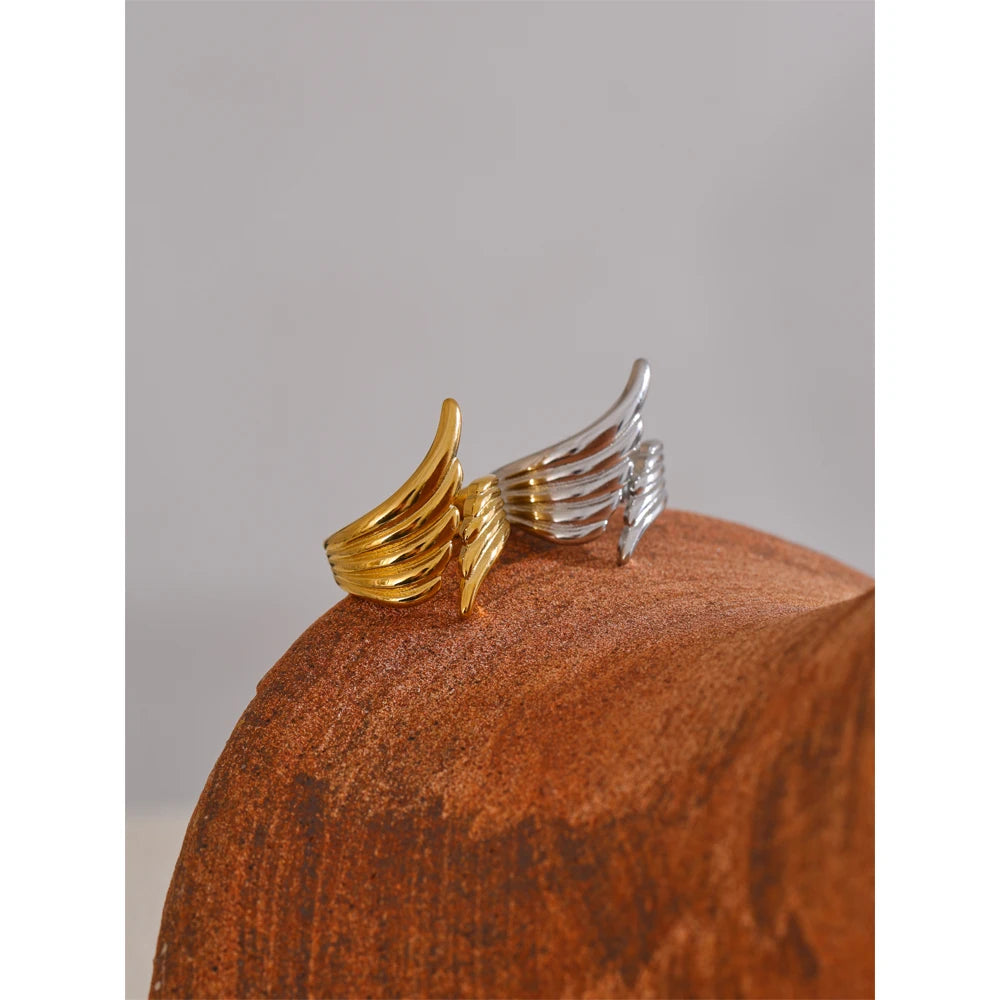 Striped Wing Adjustable Ring