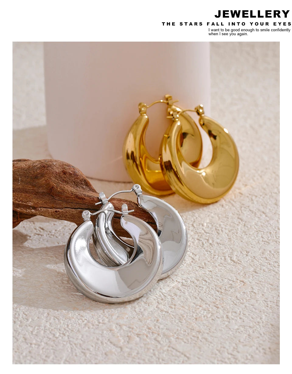 Sleek Round Hollow Hoop Earrings