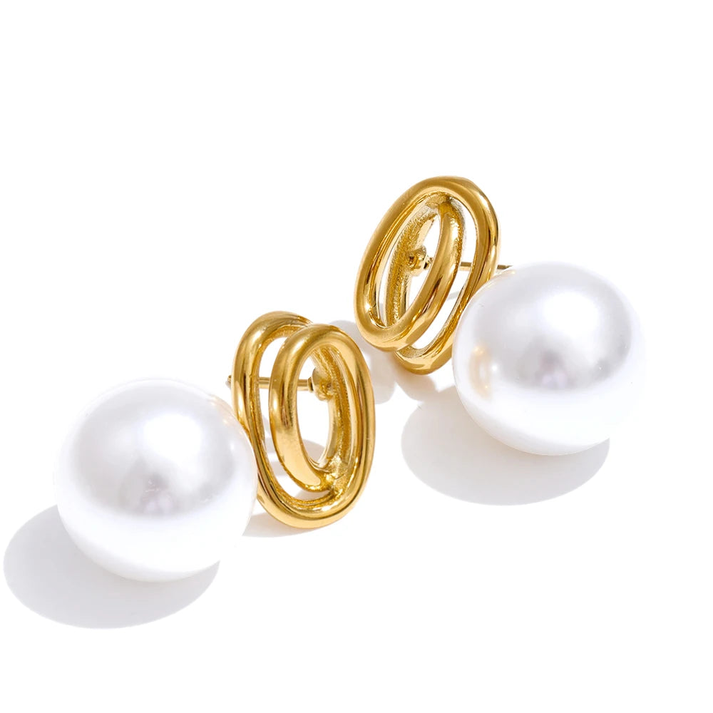 Pearl Sphere Chic Studs