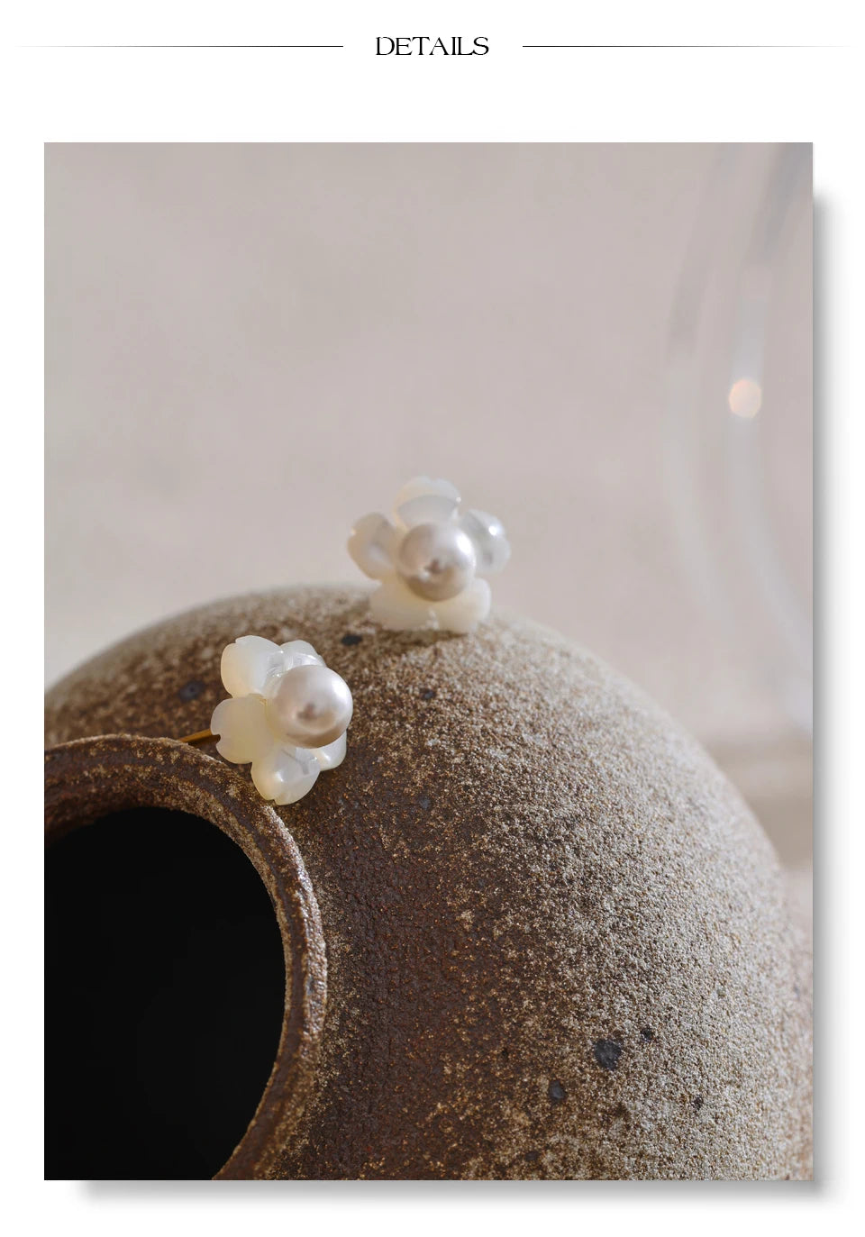 Natural Shell Pearls Flower Stud Earrings