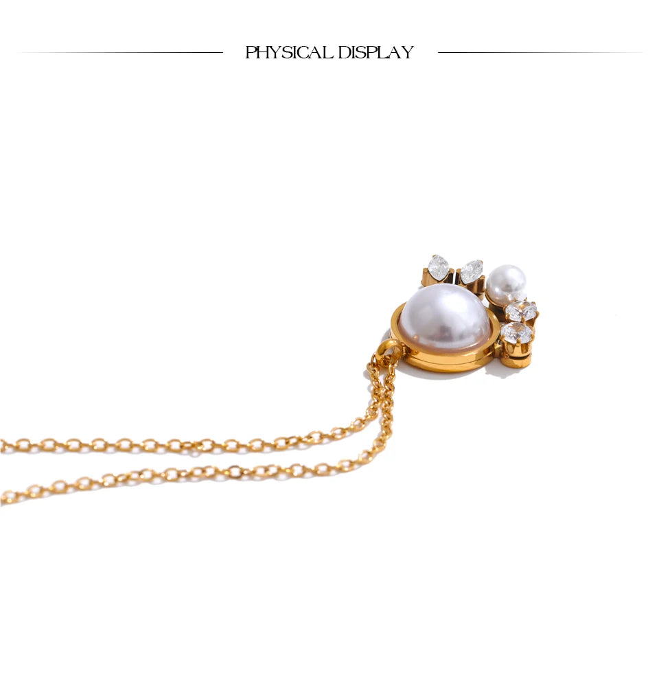 Simulated Pearls Round Zirconia Pendant Necklace