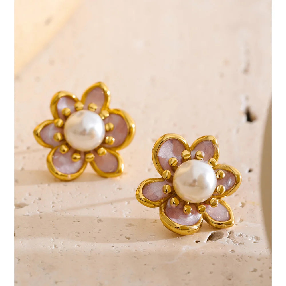 Daisy Dream Pearl Earrings
