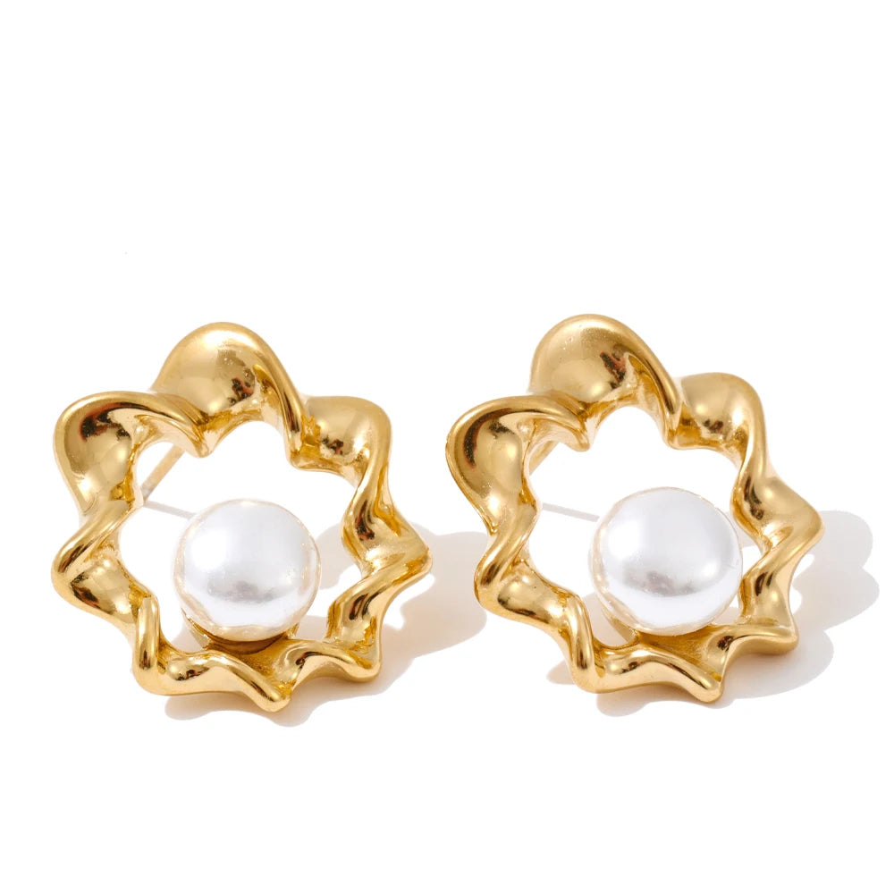 PearlMuse Studs
