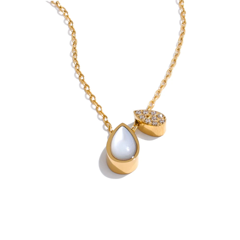 Natural Shell Zirconia Water Drop Pendant Necklace