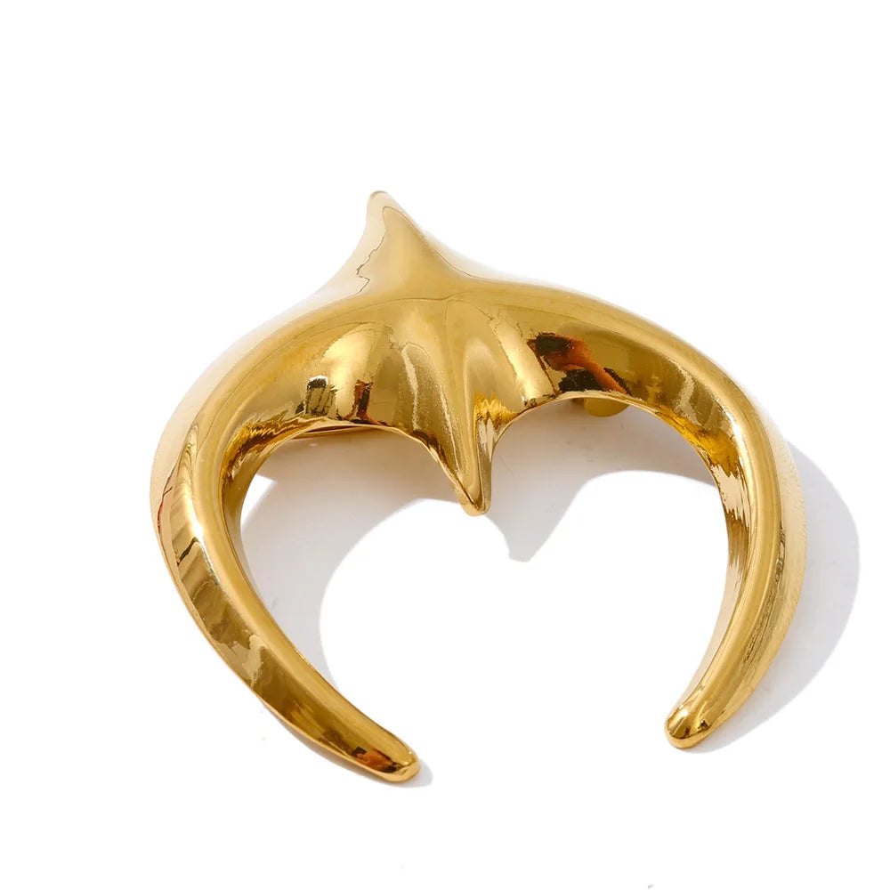 Bull Horn  Brooch Pin