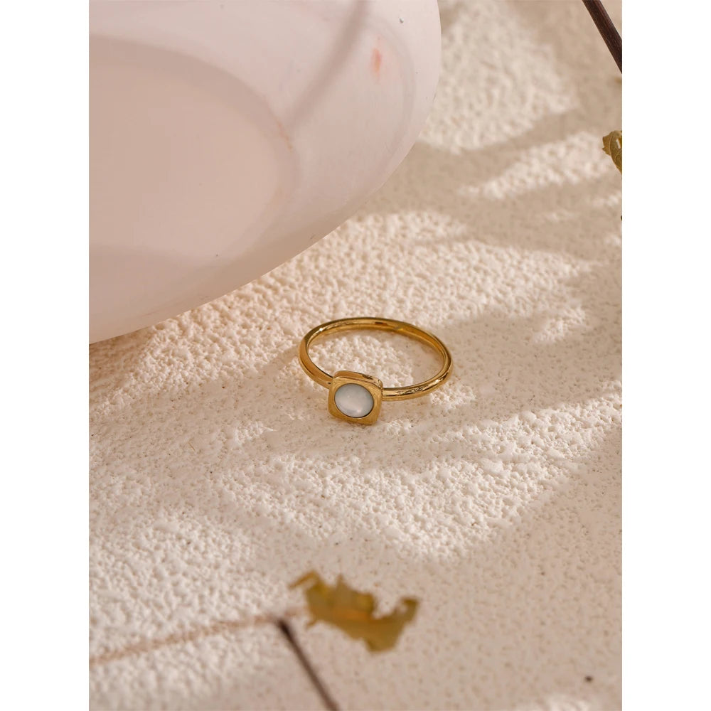 Shell Square Thin Ring