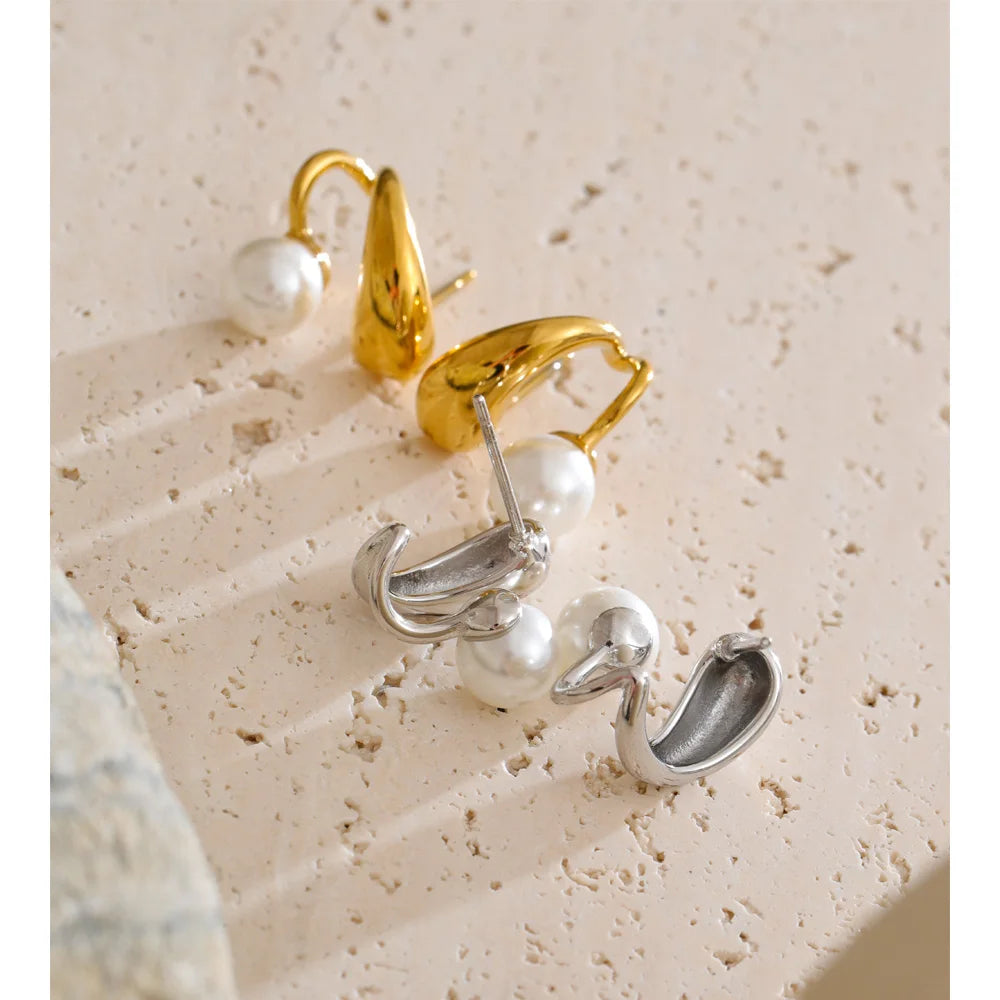 Everyday Pearl Geometry Earrings