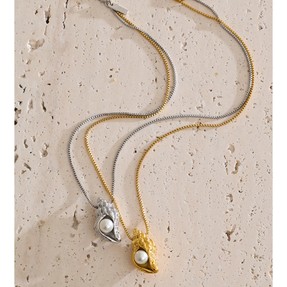 Coastal Pearl Pendant & Earrings