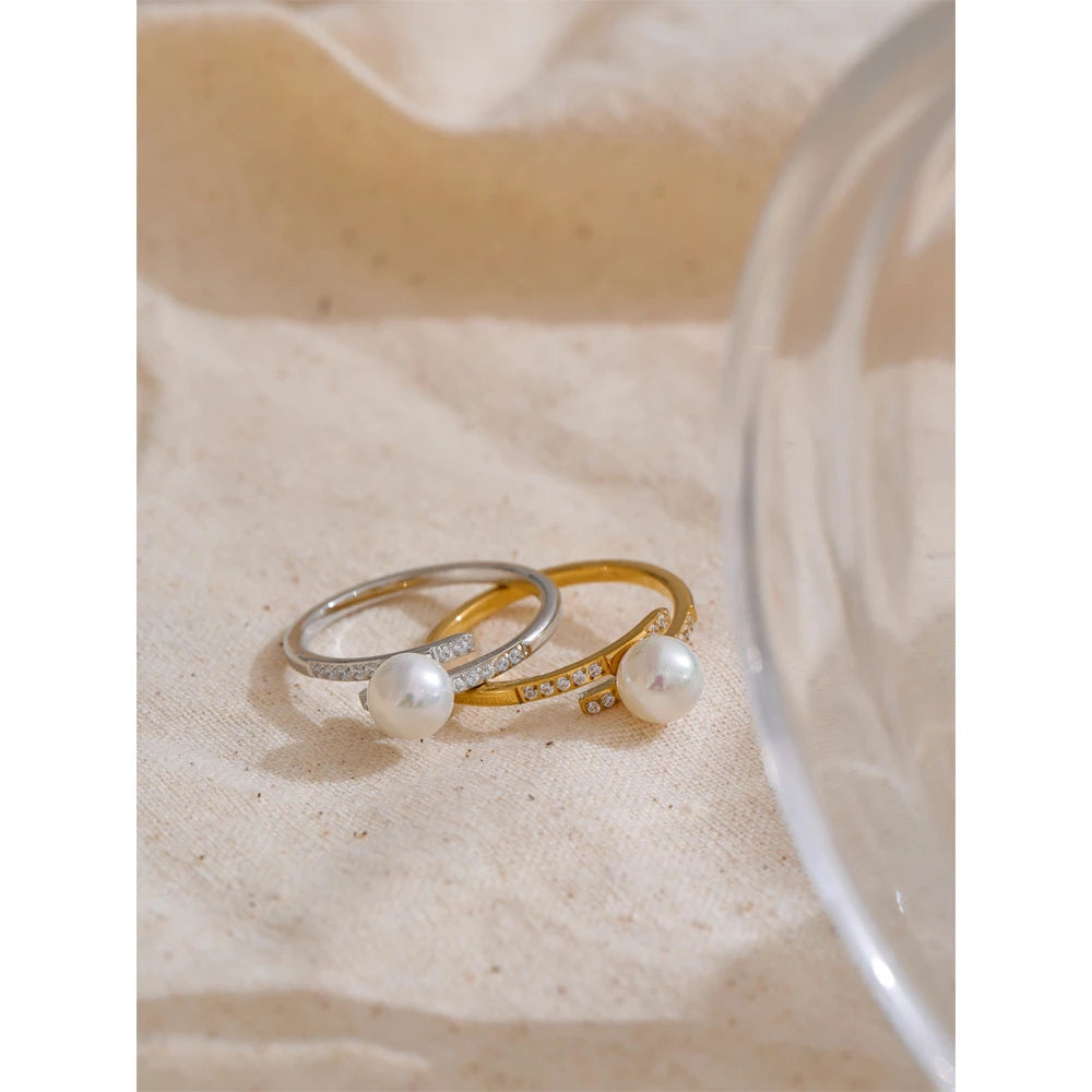 Pearls Chic Zirconia Thin Ring