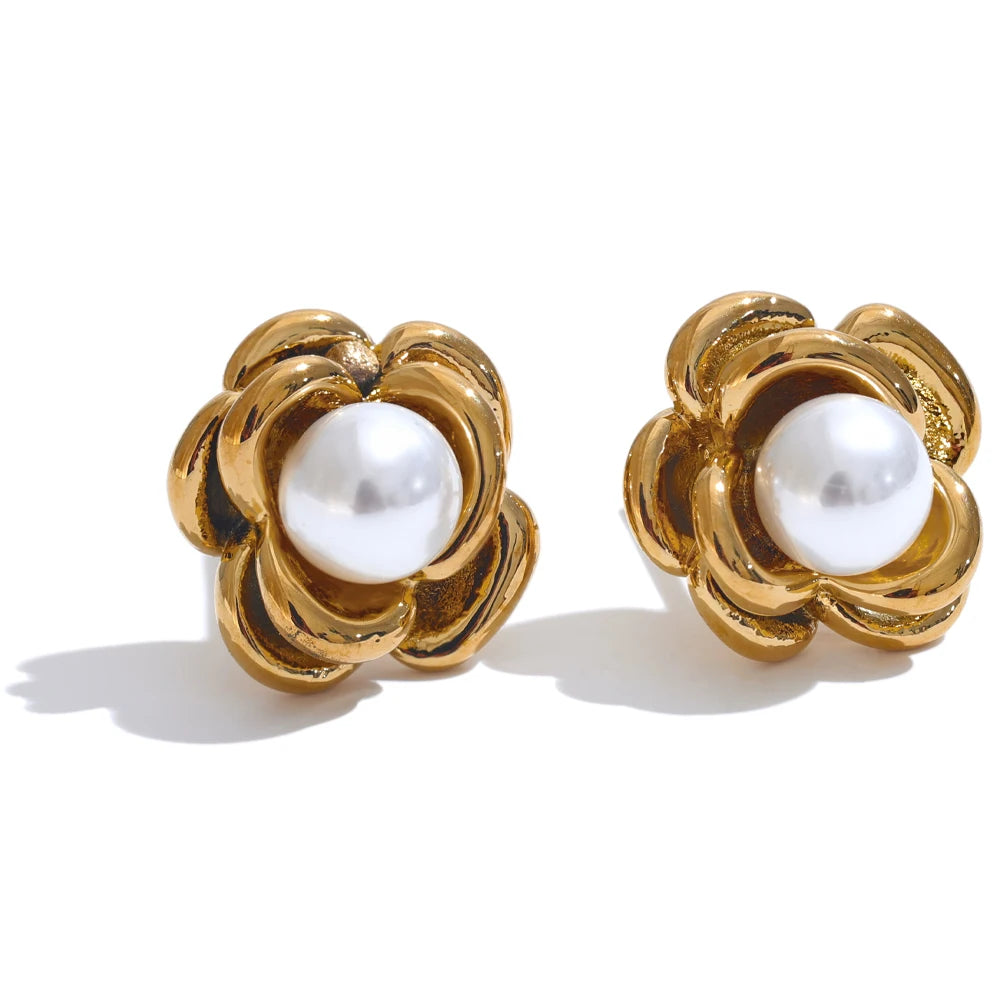 Pearl Pop Studs