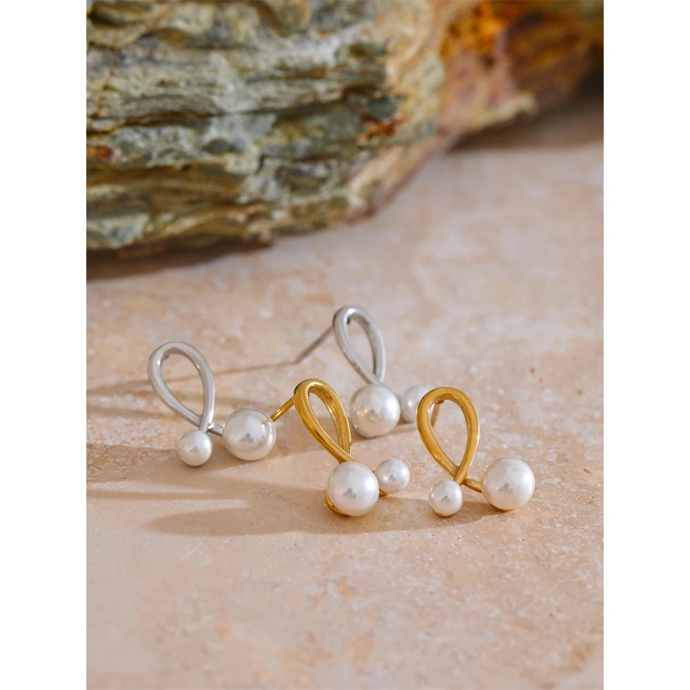 Pearl Exquisite Studs