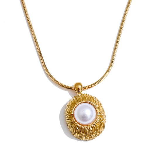 Petite Pearl Pendant