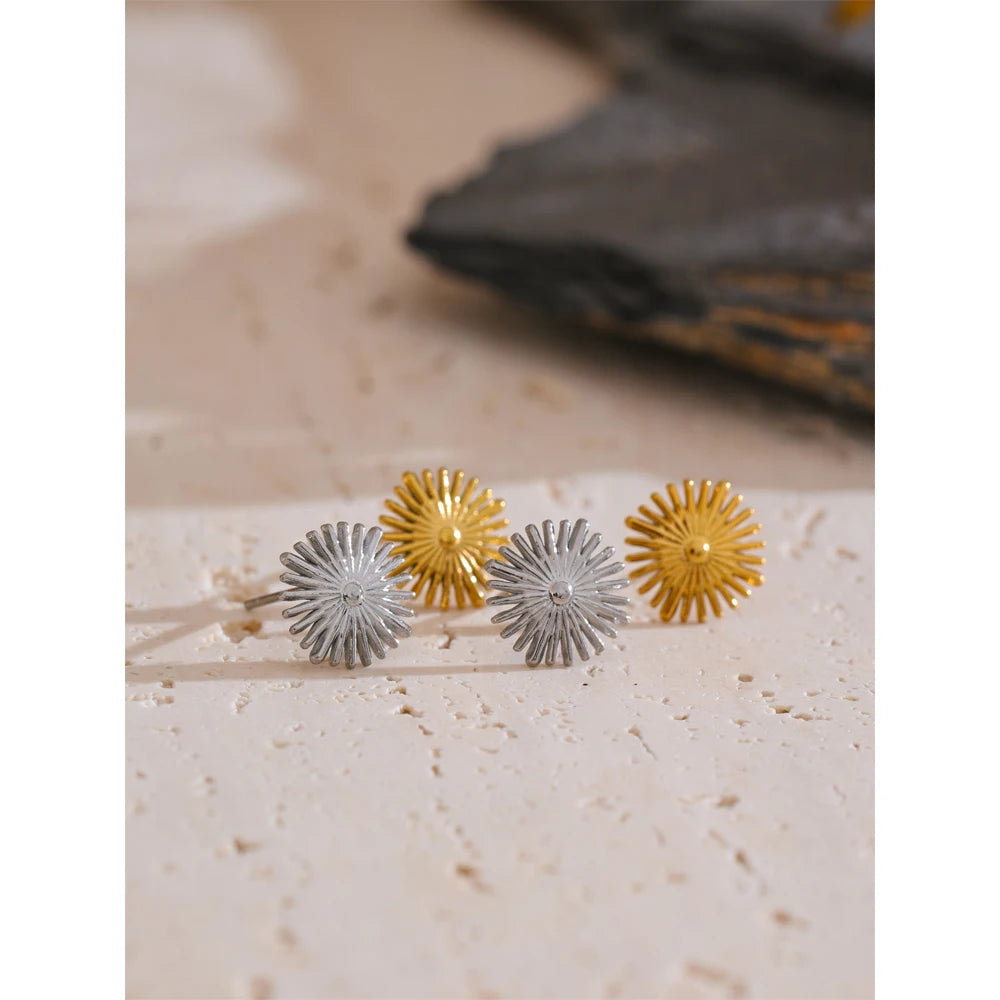 MiniFlourish Studs