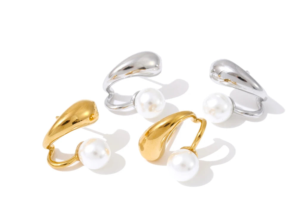 Everyday Pearl Geometry Earrings