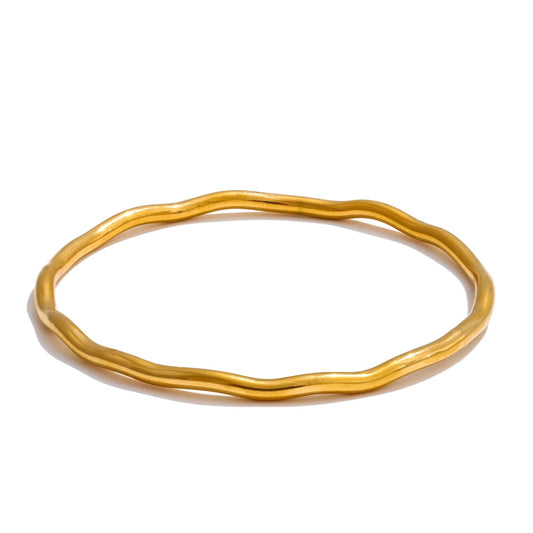 Sculpted Shine Bangle