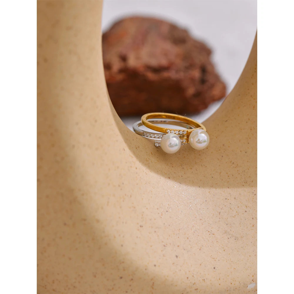 Pearls Chic Zirconia Thin Ring