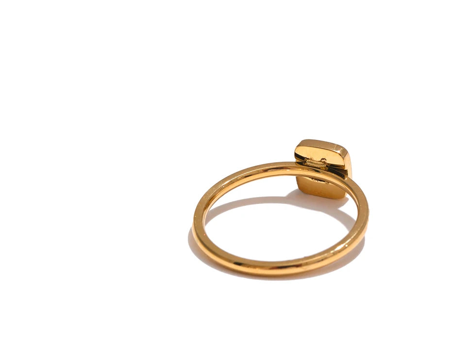 Shell Square Thin Ring