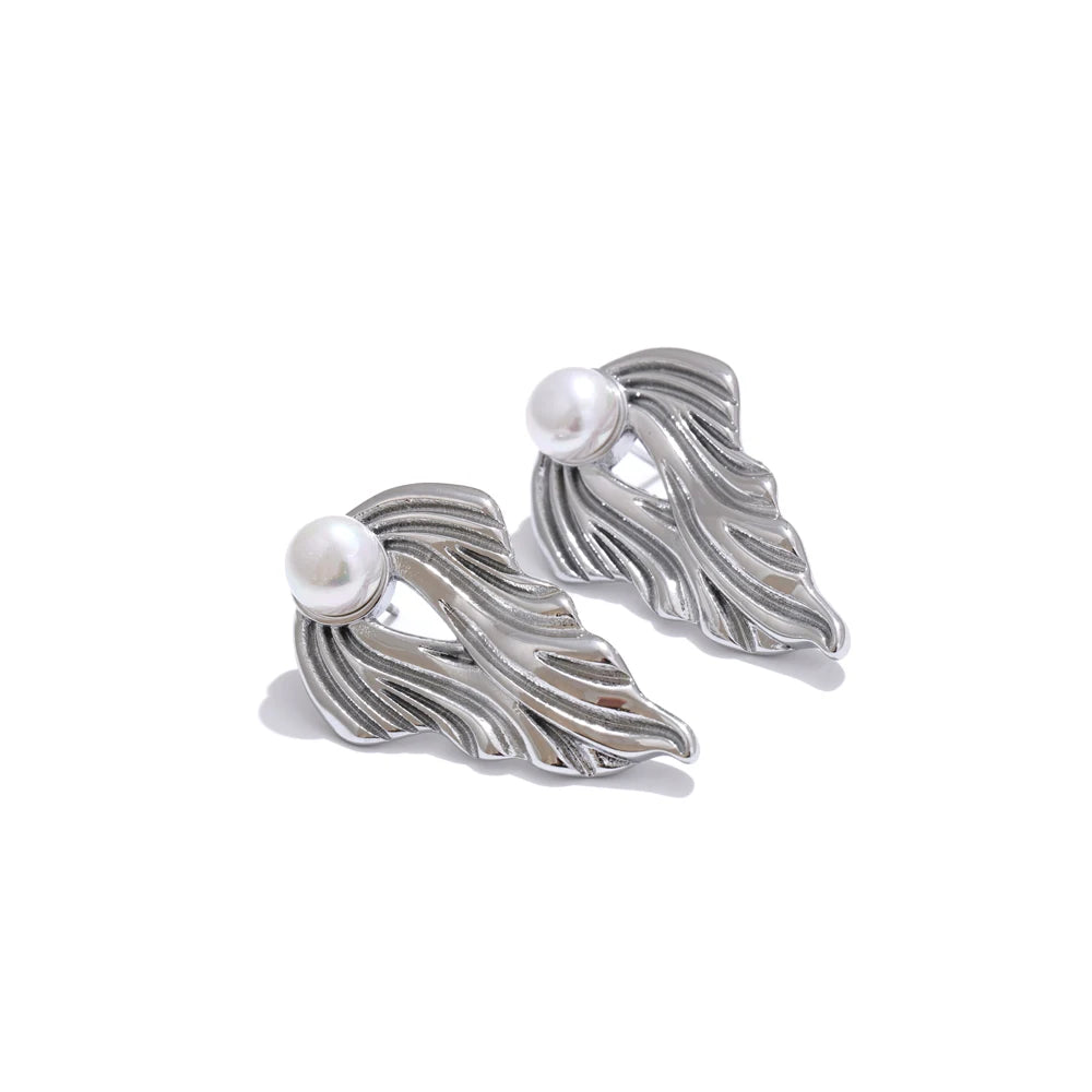 Pearl Metal Geometric Stud Earrings